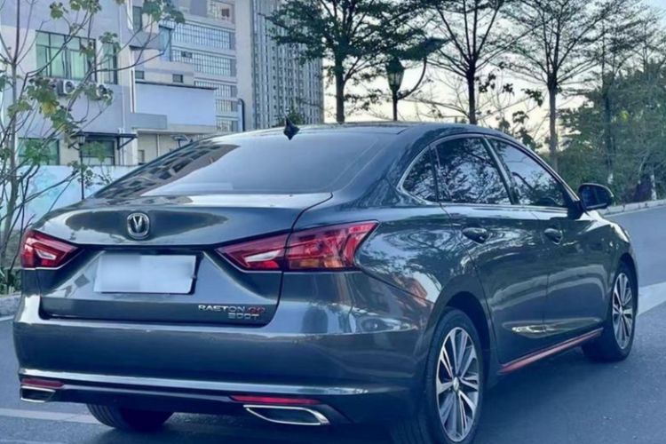 Used CHANGAN Ruicheng CC 2021 Blue Whale Edition 1.5T DCT Luxury Model Exterior 4