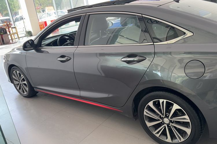 Used CHANGAN Ruicheng CC 2021 Blue Whale Edition 1.5T DCT Flagship Model Exterior 5