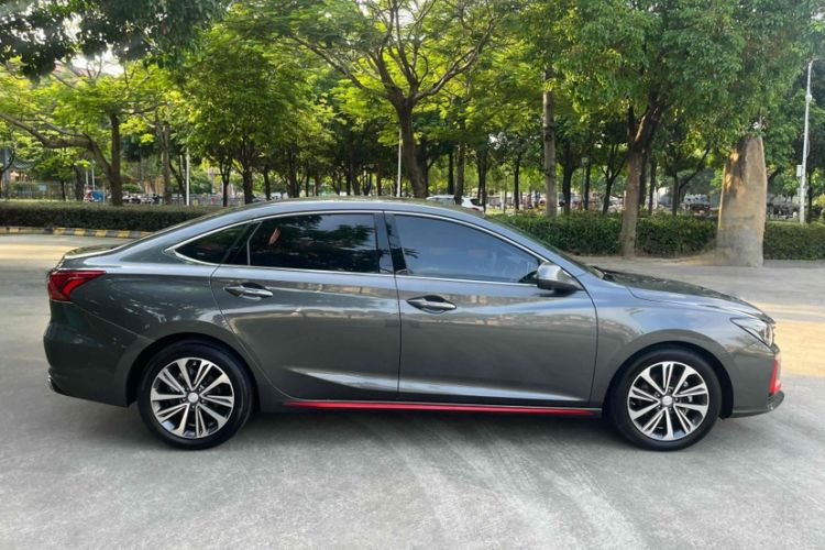 Used CHANGAN Ruicheng CC 2021 Blue Whale Edition 1.5T DCT Luxury Model Exterior 5