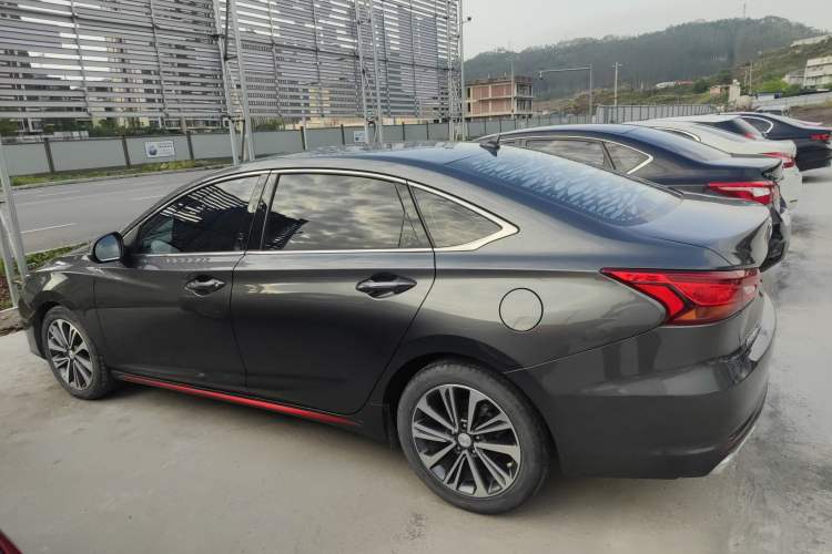 Used CHANGAN Ruicheng CC 2021 Blue Whale Edition 1.5T DCT Luxury Model Exterior 5