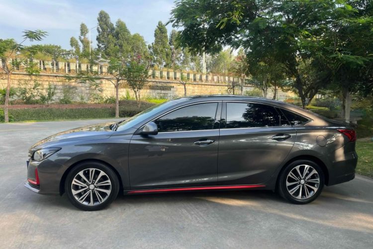 Used CHANGAN Ruicheng CC 2021 Blue Whale Edition 1.5T DCT Luxury Model Exterior 8