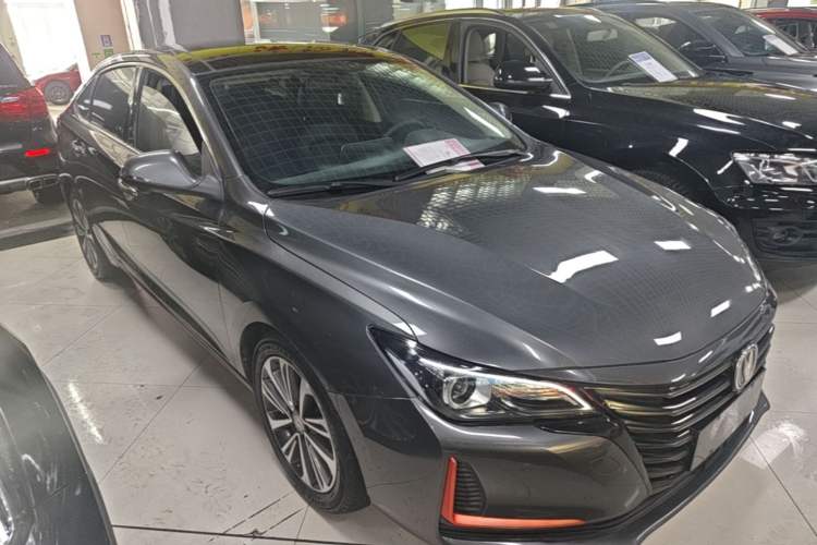 Used CHANGAN Ruicheng CC 2021 Blue Whale Edition 1.5T DCT Prestige Model Front Right 45 Deg