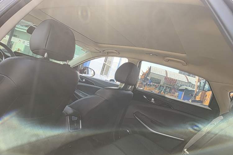 Used CHANGAN Ruicheng CC 2021 Blue Whale Edition 1.5T DCT Prestige Model Headliner