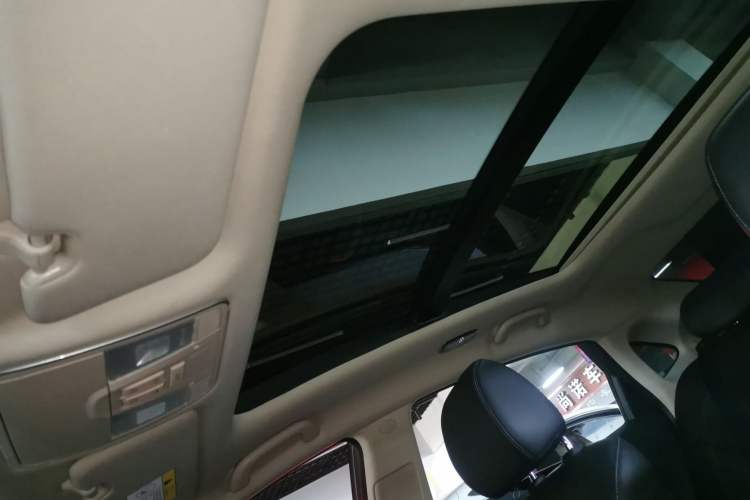 Used CHANGAN Ruicheng CC 2021 Blue Whale Edition 1.5T DCT Prestige Model Headliner