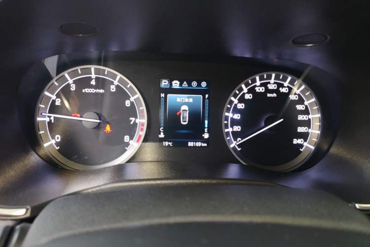 Used CHANGAN Ruicheng CC 2021 Blue Whale Edition 1.5T DCT Luxury Model Instrument Cluster