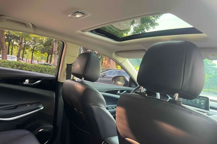Used CHANGAN Ruicheng CC 2021 Blue Whale Edition 1.5T DCT Luxury Model Interior 1