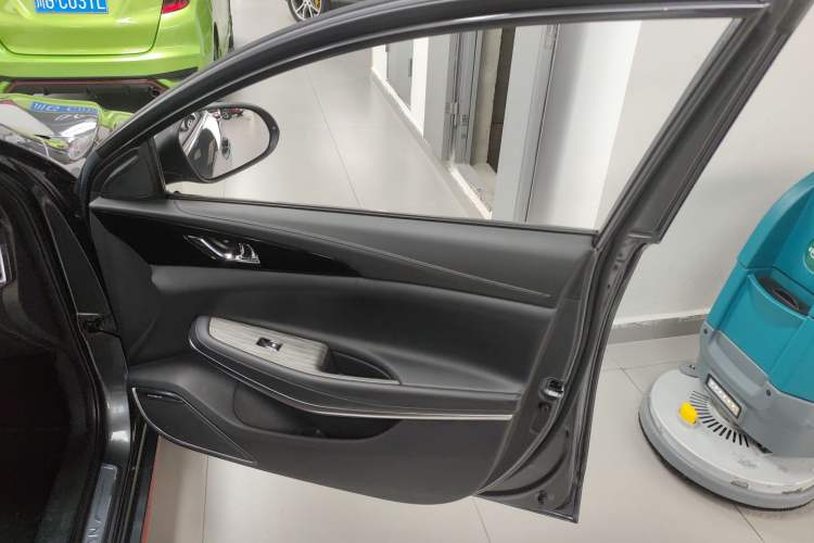 Used CHANGAN Ruicheng CC 2021 Blue Whale Edition 1.5T DCT Prestige Model Interior 5