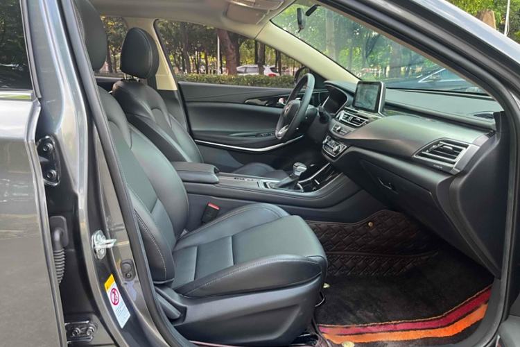 Used CHANGAN Ruicheng CC 2021 Blue Whale Edition 1.5T DCT Luxury Model Interior 9