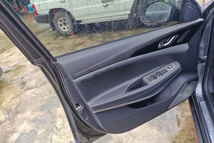 Used CHANGAN Ruicheng CC 2021 Blue Whale Edition 1.5T DCT Flagship Model Left Front Door Interior