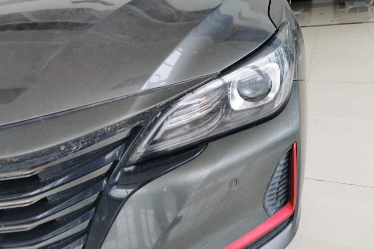 Used CHANGAN Ruicheng CC 2021 Blue Whale Edition 1.5T DCT Prestige Model Left Front Headlight