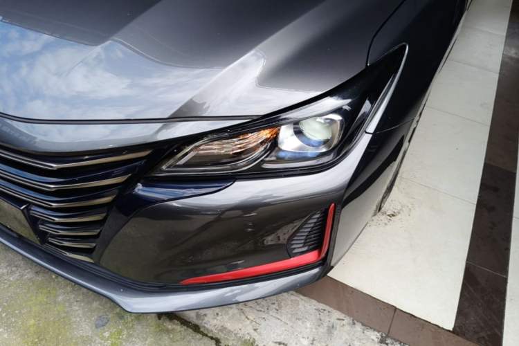 Used CHANGAN Ruicheng CC 2021 Blue Whale Edition 1.5T DCT Prestige Model Left Front Headlight