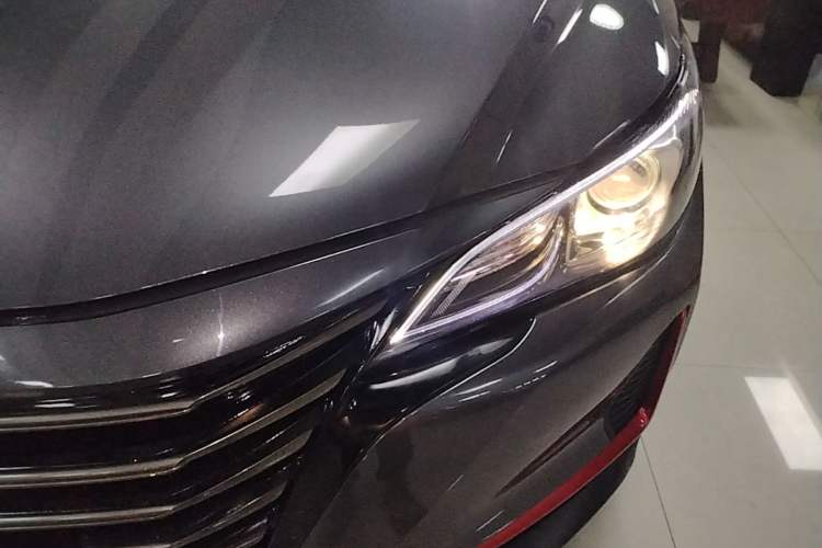Used CHANGAN Ruicheng CC 2021 Blue Whale Edition 1.5T DCT Elite Model Left Front Headlight