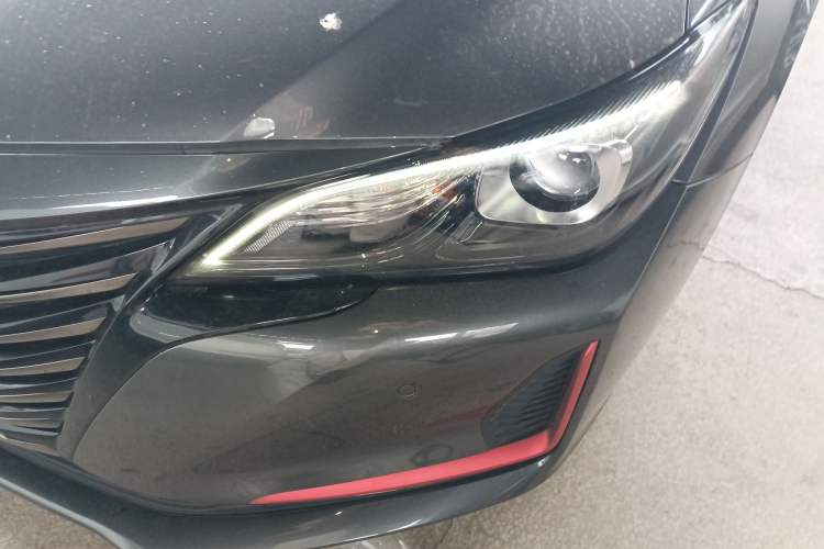 Used CHANGAN Ruicheng CC 2021 Blue Whale Edition 1.5T DCT Prestige Model Left Front Headlight