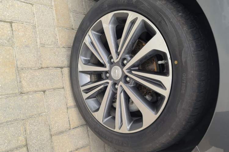 Used CHANGAN Ruicheng CC 2021 Blue Whale Edition 1.5T DCT Luxury Model Left Front Wheel Hub