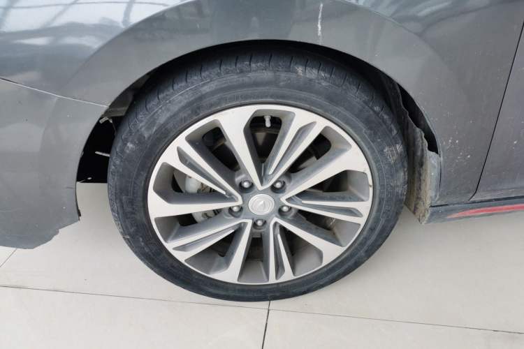 Used CHANGAN Ruicheng CC 2021 Blue Whale Edition 1.5T DCT Prestige Model Left Front Wheel Hub
