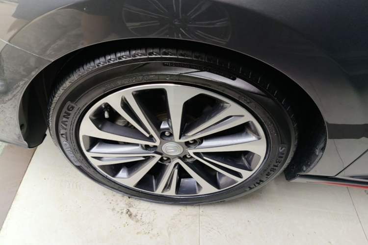 Used CHANGAN Ruicheng CC 2021 Blue Whale Edition 1.5T DCT Prestige Model Left Front Wheel Hub
