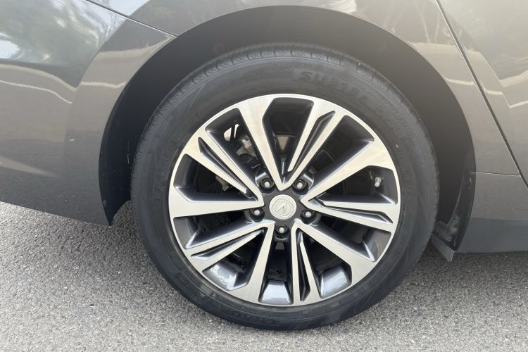 Used CHANGAN Ruicheng CC 2021 Blue Whale Edition 1.5T DCT Luxury Model Left Front Wheel Hub