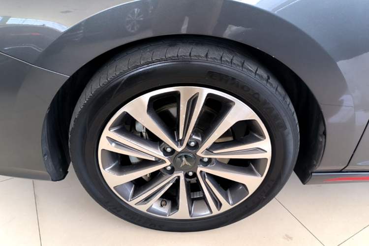 Used CHANGAN Ruicheng CC 2021 Blue Whale Edition 1.5T DCT Luxury Model Left Front Wheel Hub
