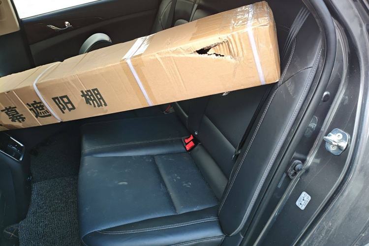 Used CHANGAN Ruicheng CC 2021 Blue Whale Edition 1.5T DCT Luxury Model Left Rear Seat