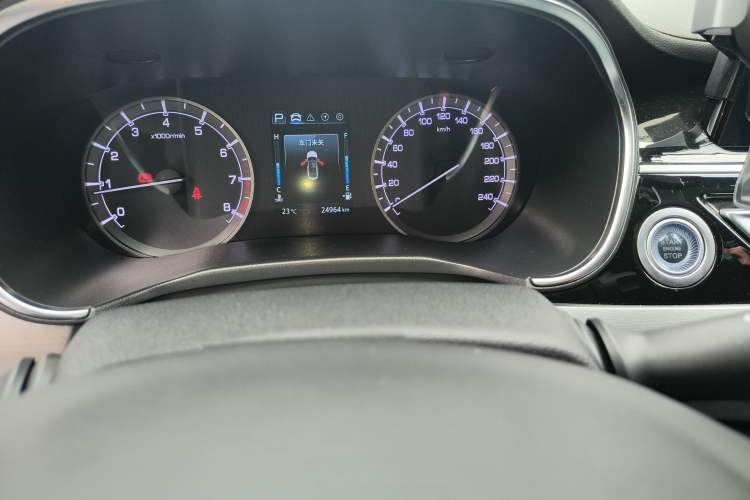 Used CHANGAN Ruicheng CC 2021 Blue Whale Edition 1.5T DCT Luxury Model Odometer Close Up
