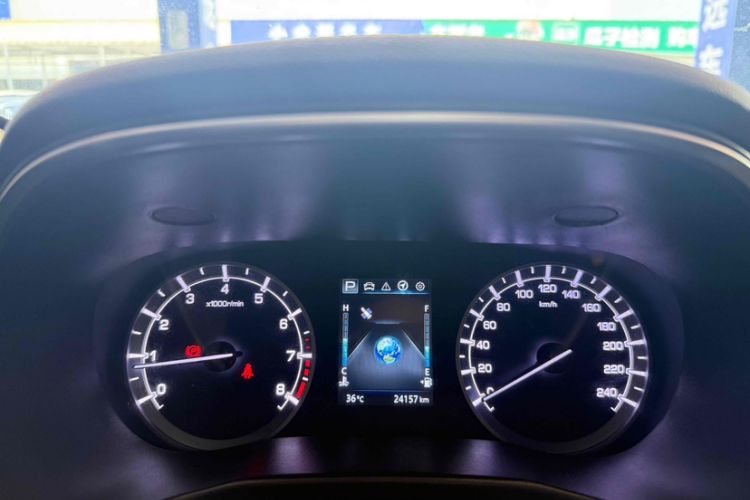 Used CHANGAN Ruicheng CC 2021 Blue Whale Edition 1.5T DCT Luxury Model Odometer Close Up