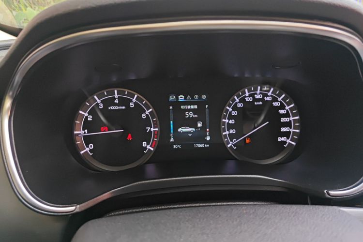 Used CHANGAN Ruicheng CC 2021 Blue Whale Edition 1.5T DCT Luxury Model Odometer Close Up