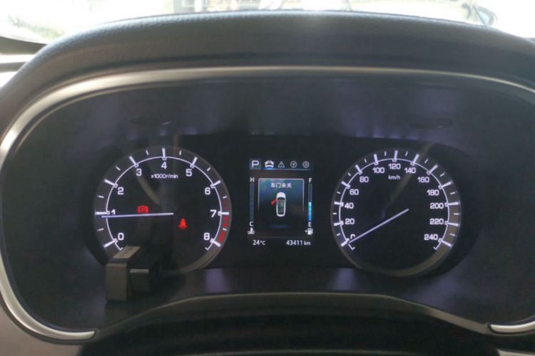 Used CHANGAN Ruicheng CC 2021 Blue Whale Edition 1.5T DCT Luxury Model Odometer Close Up