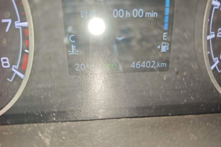 Used CHANGAN Ruicheng CC 2021 Blue Whale Edition 1.5T DCT Luxury Model Odometer Close Up