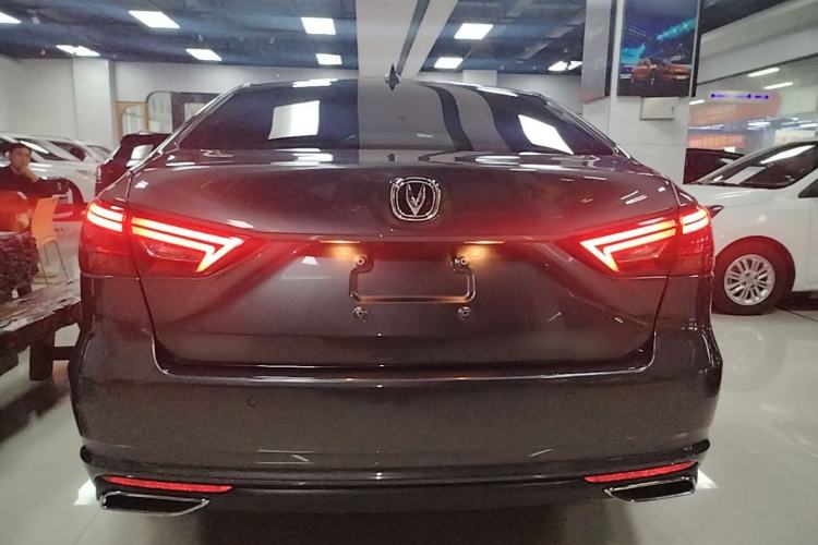 Used CHANGAN Ruicheng CC 2021 Blue Whale Edition 1.5T DCT Elite Model Rear