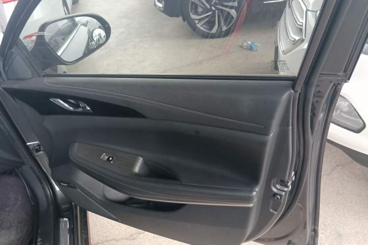 Used CHANGAN Ruicheng CC 2021 Blue Whale Edition 1.5T DCT Prestige Model Right Front Door Interior