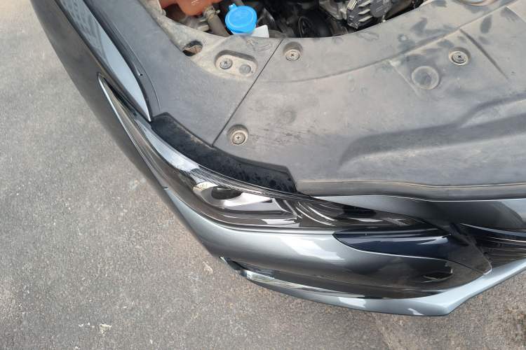 Used CHANGAN Ruicheng CC 2021 Blue Whale Edition 1.5T DCT Luxury Model Right Front Headlight