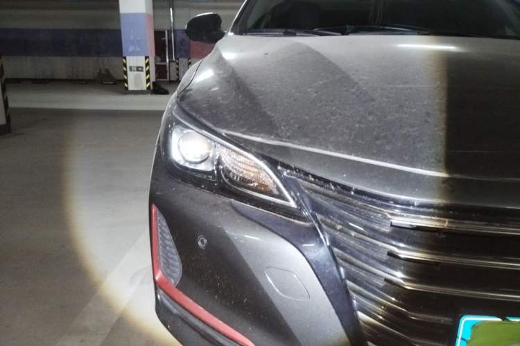Used CHANGAN Ruicheng CC 2021 Blue Whale Edition 1.5T DCT Prestige Model Right Front Headlight