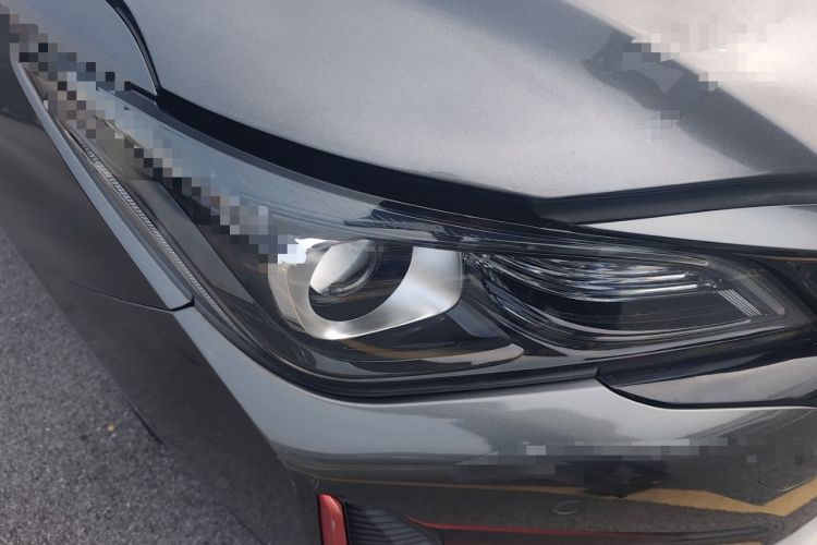 Used CHANGAN Ruicheng CC 2021 Blue Whale Edition 1.5T DCT Luxury Model Right Front Headlight