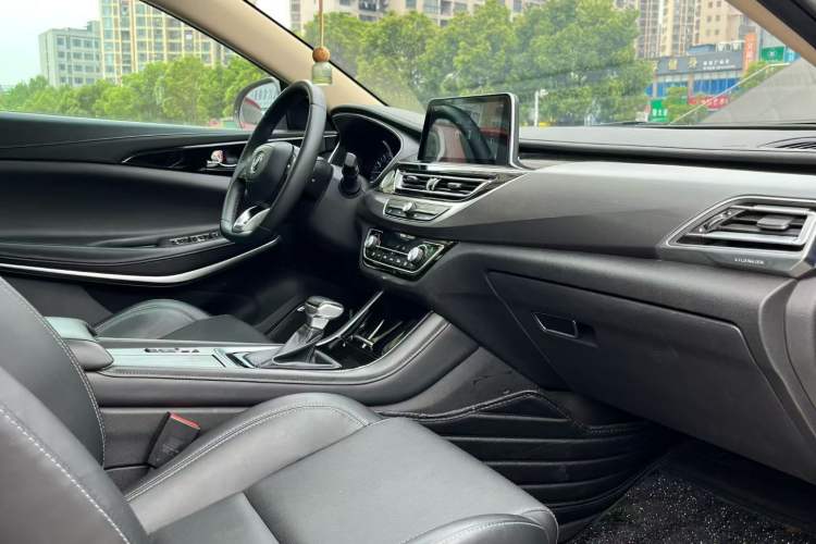 Used CHANGAN Ruicheng CC 2021 Blue Whale Edition 1.5T DCT Luxury Model Right Front Seat