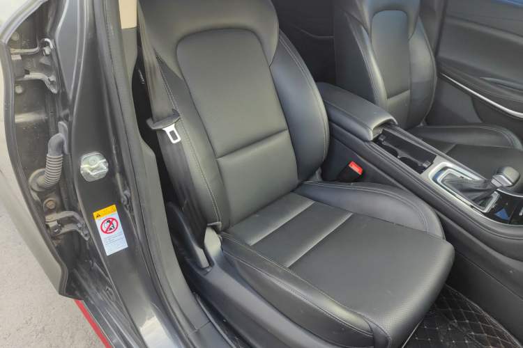 Used CHANGAN Ruicheng CC 2021 Blue Whale Edition 1.5T DCT Luxury Model Right Front Seat