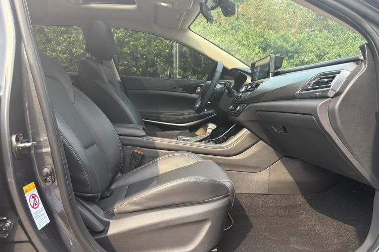 Used CHANGAN Ruicheng CC 2021 Blue Whale Edition 1.5T DCT Luxury Model Right Front Seat