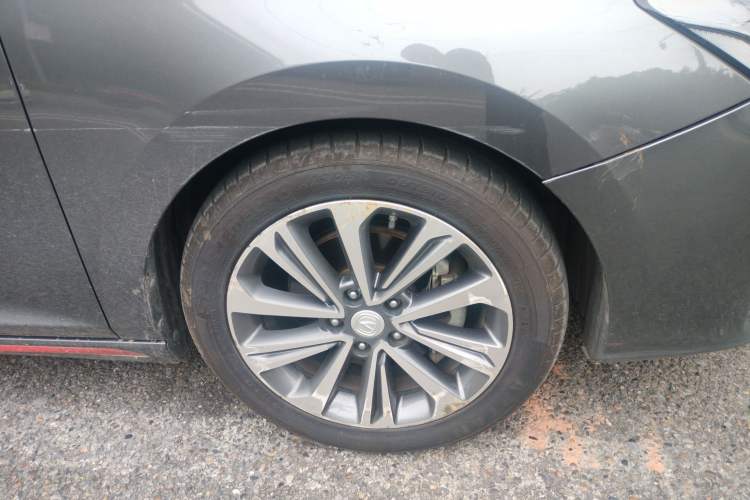 Used CHANGAN Ruicheng CC 2021 Blue Whale Edition 1.5T DCT Luxury Model Right Front Wheel Hub