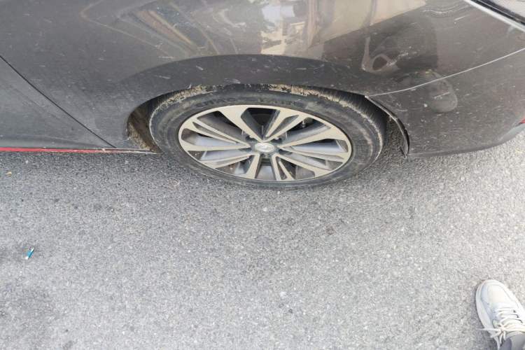 Used CHANGAN Ruicheng CC 2021 Blue Whale Edition 1.5T DCT Luxury Model Right Front Wheel Hub