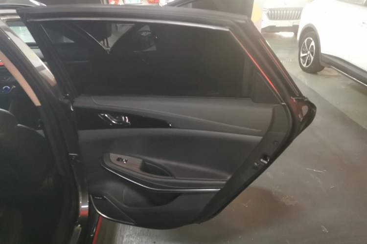 Used CHANGAN Ruicheng CC 2021 Blue Whale Edition 1.5T DCT Prestige Model Right Rear Door Interior