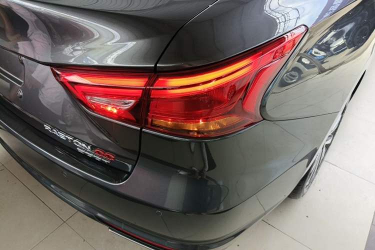 Used CHANGAN Ruicheng CC 2021 Blue Whale Edition 1.5T DCT Prestige Model Right Rear Taillight