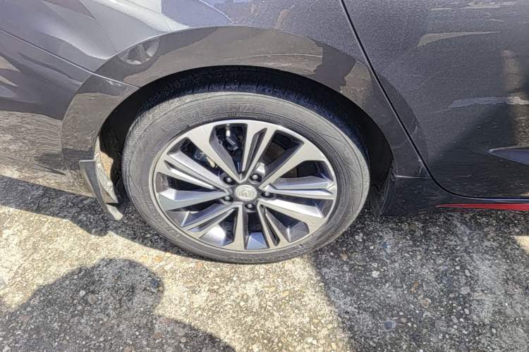 Used CHANGAN Ruicheng CC 2021 Blue Whale Edition 1.5T DCT Prestige Model Right Rear Wheel Hub