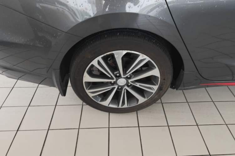 Used CHANGAN Ruicheng CC 2021 Blue Whale Edition 1.5T DCT Flagship Model Right Rear Wheel Hub