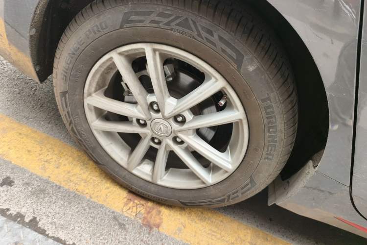 Used CHANGAN Ruicheng CC 2021 Blue Whale Edition 1.5T DCT Elite Model Right Rear Wheel Hub