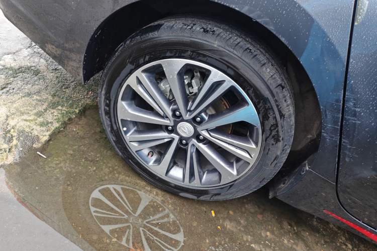 Used CHANGAN Ruicheng CC 2021 Blue Whale Edition 1.5T DCT Flagship Model Right Rear Wheel Hub
