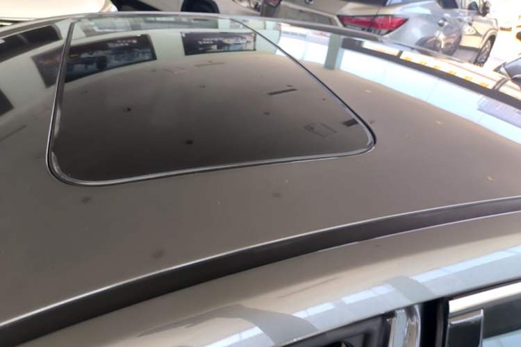 Used CHANGAN Ruicheng CC 2021 Blue Whale Edition 1.5T DCT Luxury Model Roof