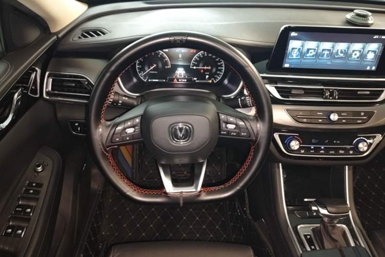 Used CHANGAN Ruicheng CC 2021 Blue Whale Edition 1.5T DCT Prestige Model Steering Wheel