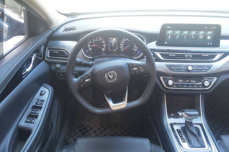 Used CHANGAN Ruicheng CC 2021 Blue Whale Edition 1.5T DCT Elite Model Steering Wheel