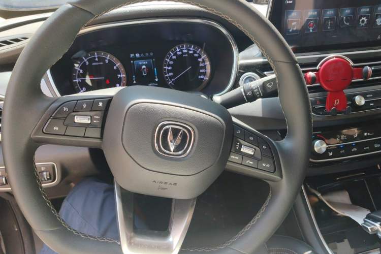 Used CHANGAN Ruicheng CC 2021 Blue Whale Edition 1.5T DCT Luxury Model Steering Wheel