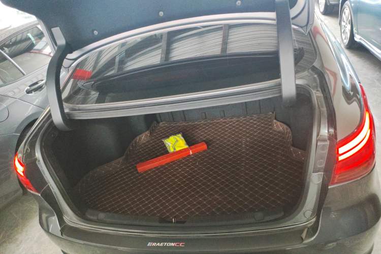 Used CHANGAN Ruicheng CC 2021 Blue Whale Edition 1.5T DCT Luxury Model Trunk