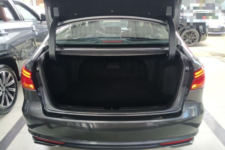 Used CHANGAN Ruicheng CC 2021 Blue Whale Edition 1.5T DCT Prestige Model Trunk